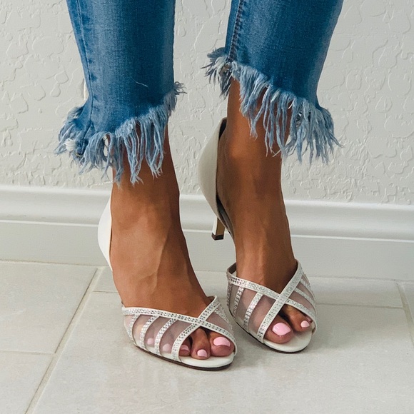 NIB Mesh Embellished Peep Toe Kitten Heel Pump - Picture 5 of 8